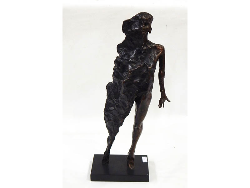 The-Cotswold-Auction-Company-Maurice Blik bronze Woman Emerging sold for £1,500